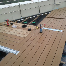 Несущая лага цвет Венге 50*28 CM Decking