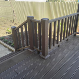 Нижний кант CM Decking