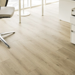K4420 RI Дуб Классик Natural Touch Standart Plank