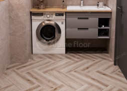1034-05 Bratt LVT